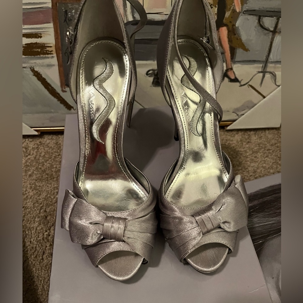 Nina peep toe satin pumps